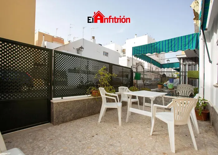 El Anfitrion - La Comoda